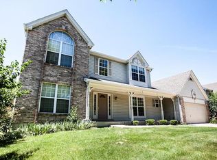 16218 Wilson View Estates Dr, Chesterfield, MO 63005