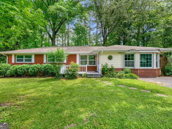 3615 Pinehll Cricle Cir, Acworth, GA 30101