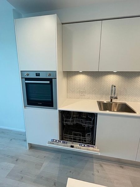 Burnaby Apartment for rent - 1 Bedroom — photo 8