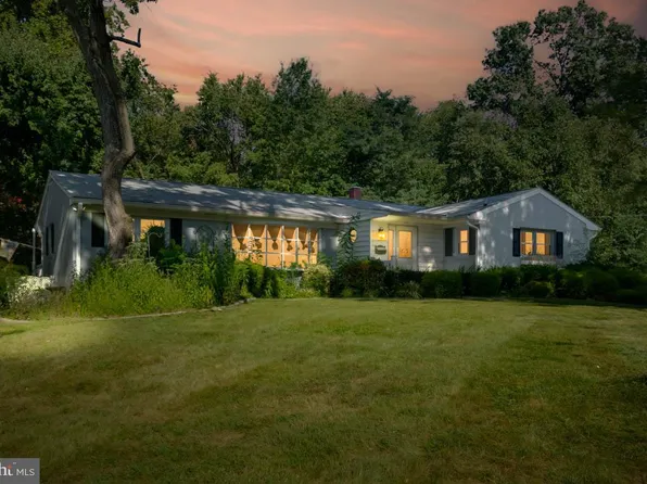 44 Graceford Dr, Aberdeen, MD 21001