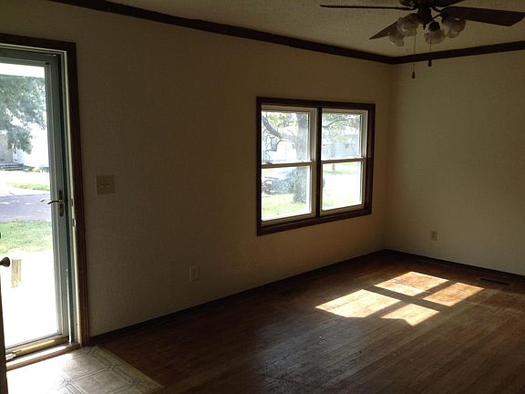 Front Room/Living Room 2