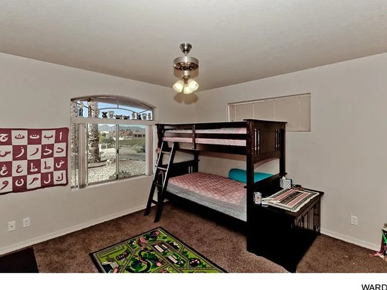820 Granada Vereda — Photo 15