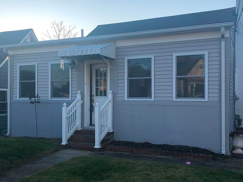 1st image of 37 River Dr