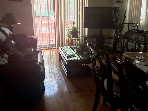 2nd image of 30-55 14th St #3RR