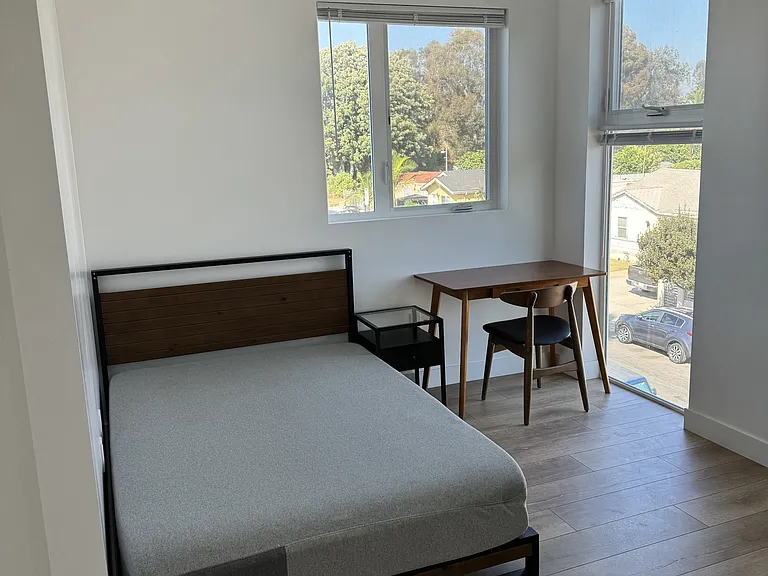 2533 S Curson Ave #3H — Photo 19