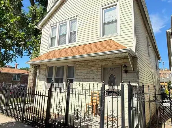 3824 S Sacramento Ave, Chicago, IL 60632