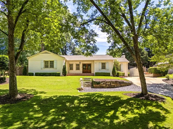 265 Chewacla Dr, Auburn, AL 36830