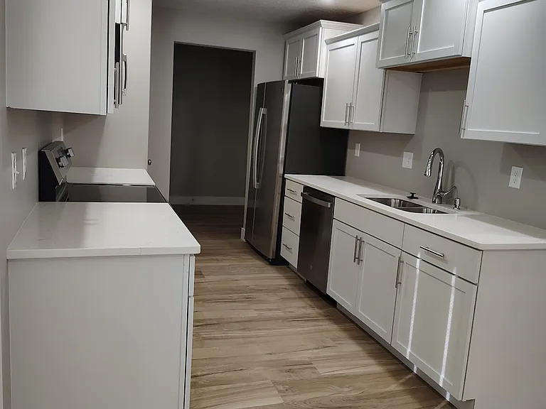 843 SE Hackberry Dr — Photo 7