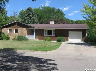 1509 7 1/2 St SW, Willmar, MN 56201