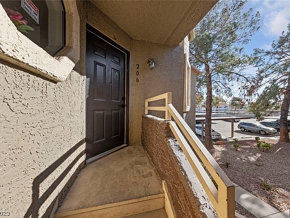 2nd image of 5036 S Rainbow Blvd Unit 206
