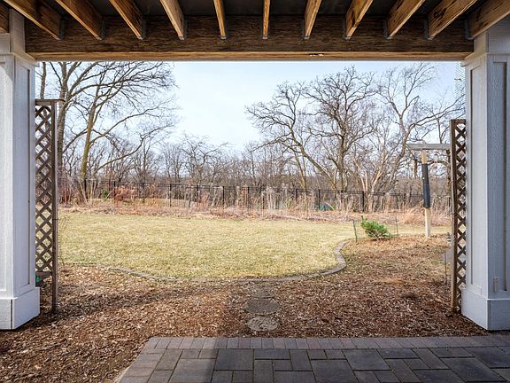 3rd image of 2482 Fieldstone Rd SW