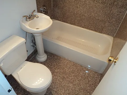 Rented by Sky Management | media 15