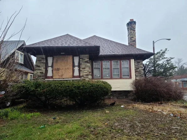 2702 North 38th STREET, Milwaukee, WI 53210