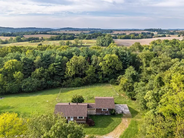 2601 Marston Rd S, New Windsor, MD 21776