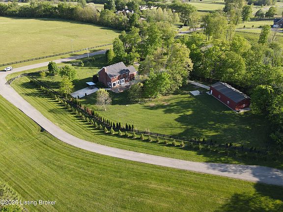 3rd image of 1948 Todds Point Rd