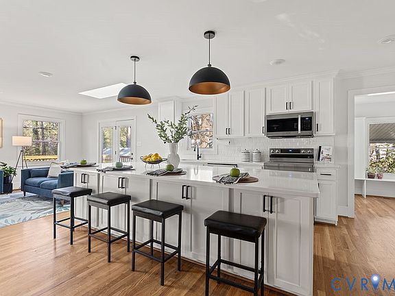 4th image of 2502 Kenmore Rd