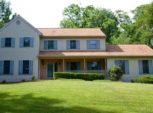 325 W Girl Scout Rd, Stevens, PA 17578