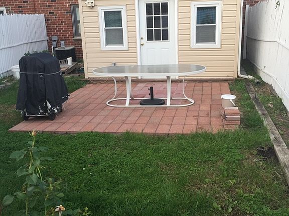 4th image of 64 Jules Dr