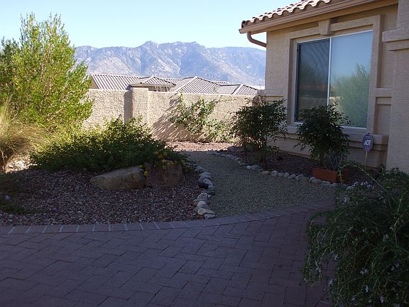 COURTYARD OFFERS SHADE TOO
