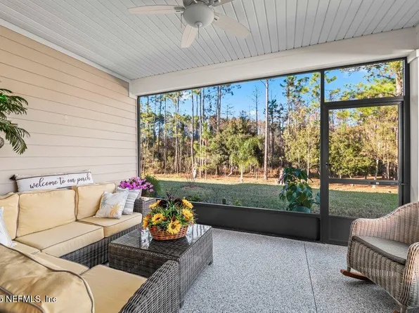 1917 AMBERLY Drive, Middleburg, FL 32068