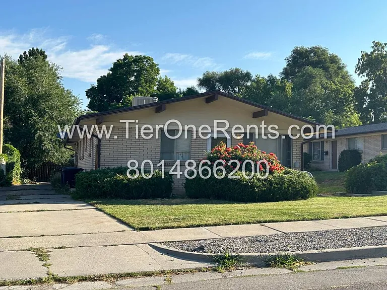 2271 E Gregson Ave — Photo 2