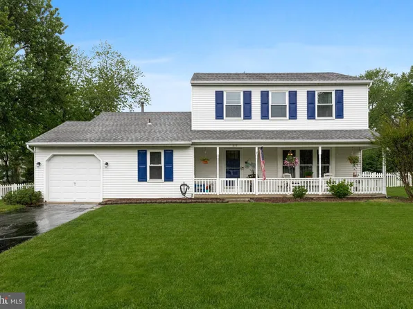 217 Balsam Ct, Medford, NJ 08055
