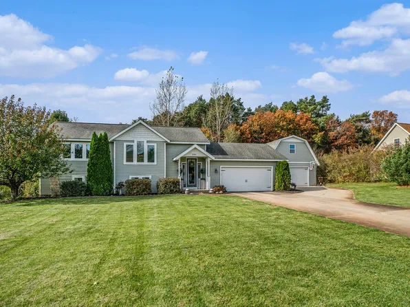 3384 Heathridge Trl, Hamilton, MI 49419
