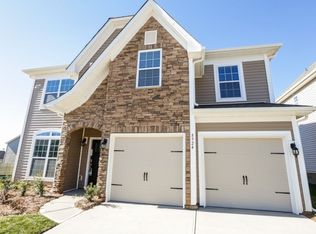 8924 Inverness Bay Rd, Charlotte, NC 28278