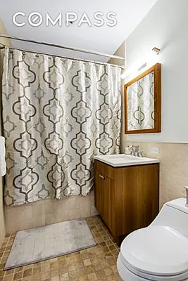 Rented by Compass | media 25