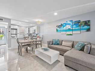 725 Lori Drive #111, Palm Springs, FL 33461