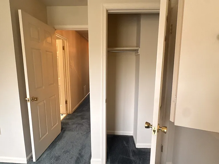 4282 Wimbledon Dr — Photo 18
