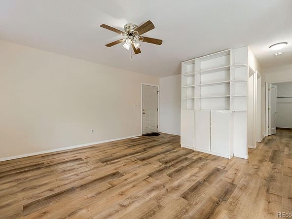 3rd image of 1400 Crete Court #D5