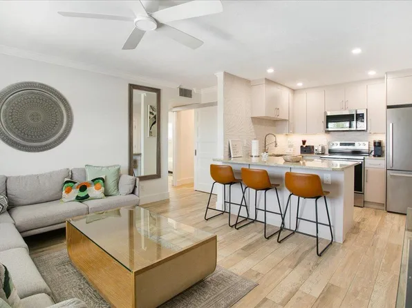 457 Tallwood St Unit 305, Marco Island, FL 34145