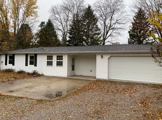 4282 N River Rd, Fort Gratiot, MI 48059