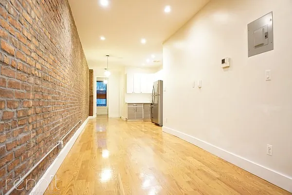 Rented by Rennit Inc. | media 16