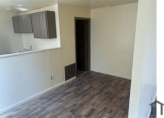 3003 Texas Ave — Photo 4