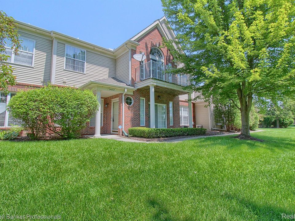 1st image of 34608 Northrup Dr