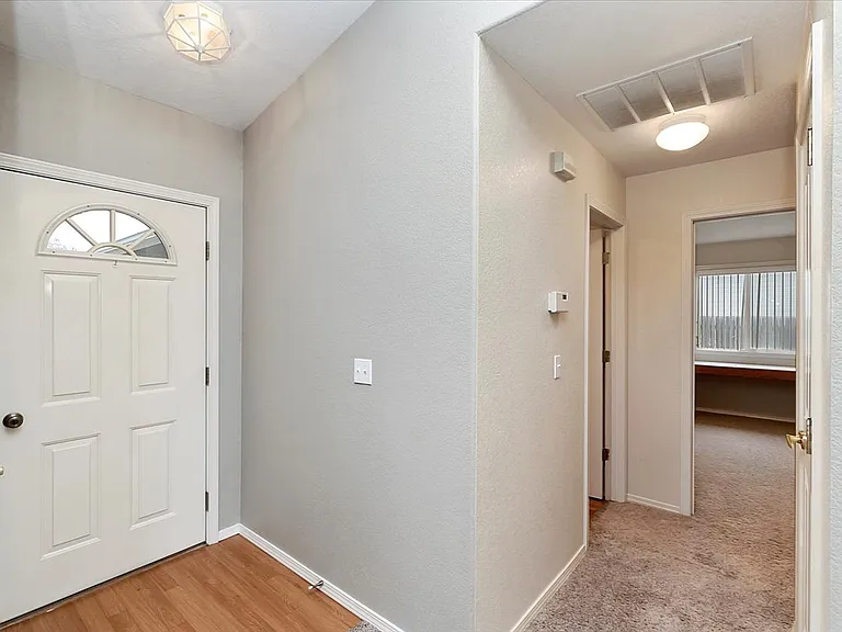 4245 S Danridge Ave — Photo 5