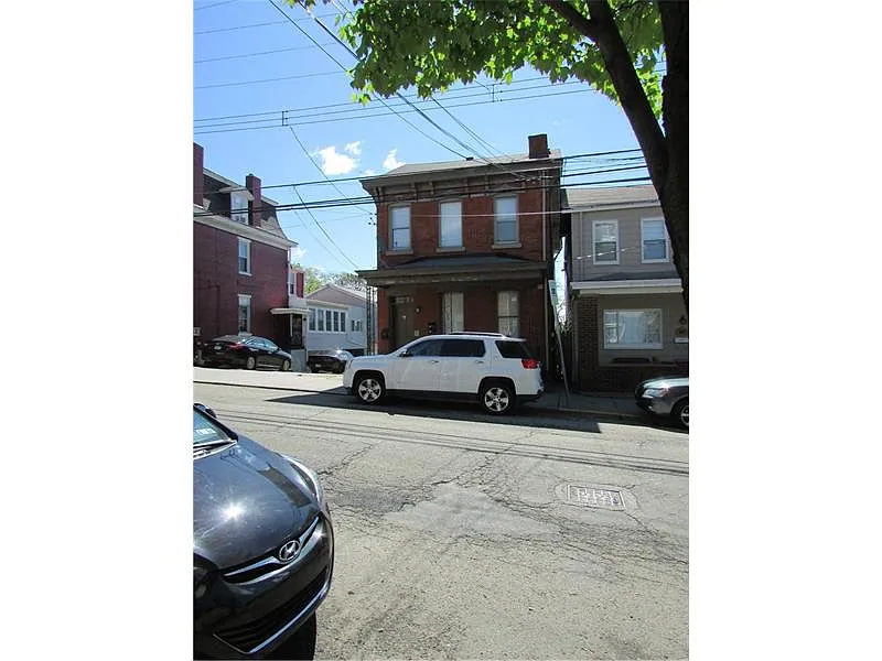 227 Boggs Ave photo 1
