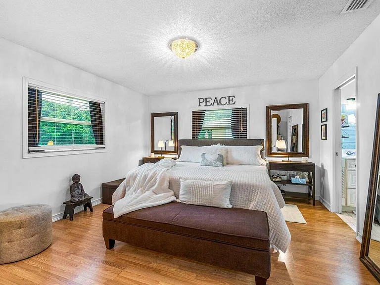18855 Candlewick Dr — Photo 18