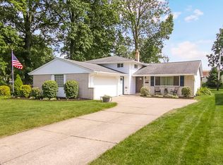 24557 Mitchell Dr, North Olmsted, OH 44070