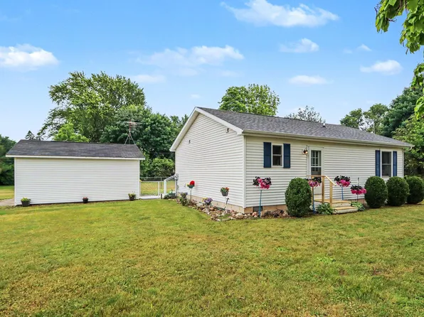 378 E Woodland St, Marcellus, MI 49067