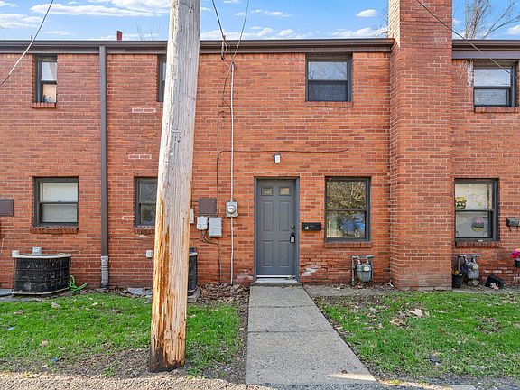 5th image of 21-62 Melvin Ct #E