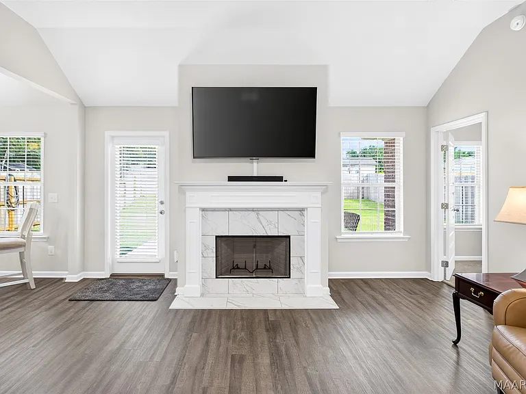 2030 Dawsons Mill Ln — Photo 12