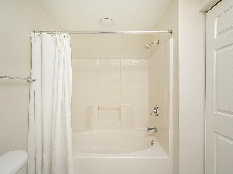 1005 Bella Vista Blvd — Photo 28