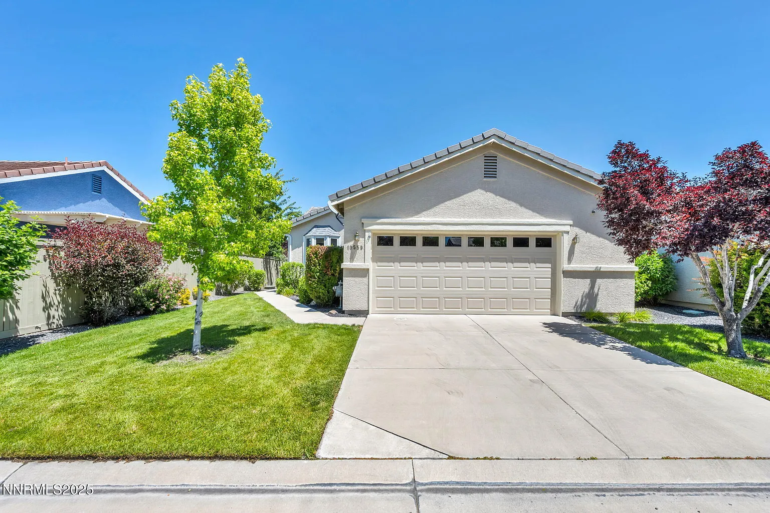 10559 Iron Point Cir photo 1
