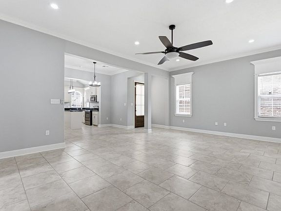2nd image of 5831 Weeping Willow Dr