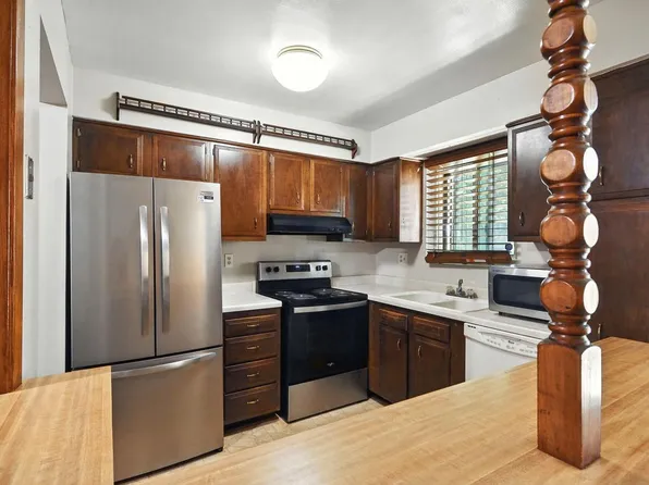 8657 North 73rd STREET, Milwaukee, WI 53223