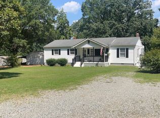 2019 Storys Creek Rd, Alton, VA 24520