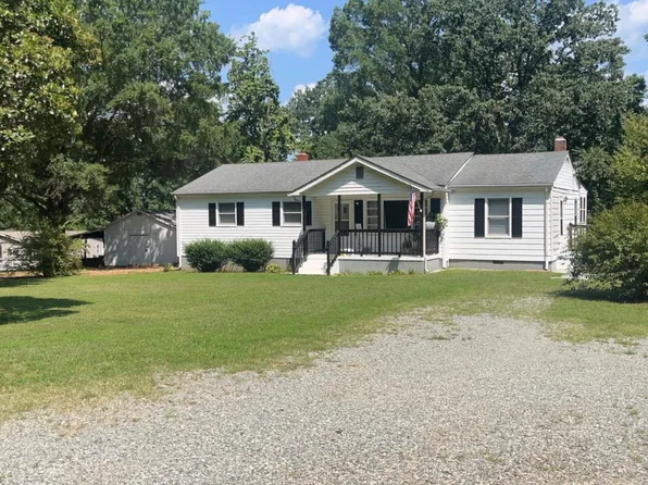 2019 Storys Creek Rd, Alton, VA 24520